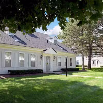 Whethersfield Apartments - Bloomfield Hills,
