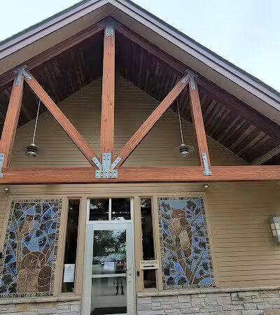 Johnson Nature Center - Bloomfield Township,