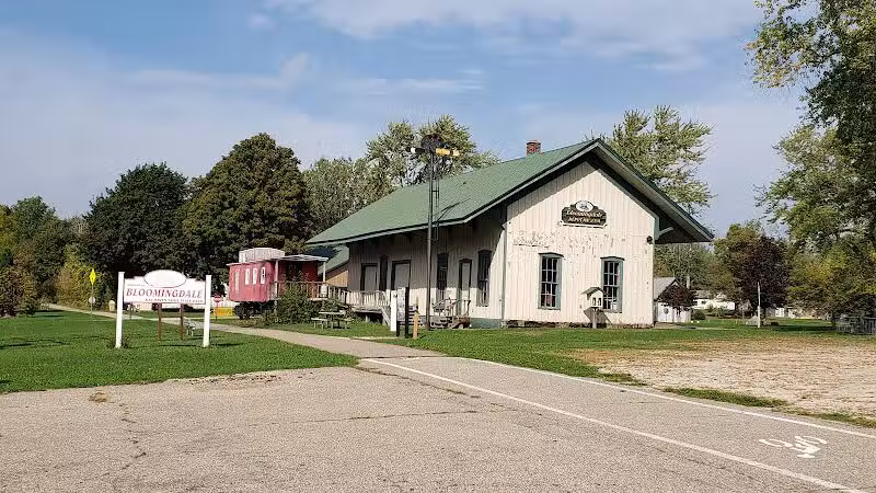 Kal-Haven Trail- Bloomingdale Trailhead - Bloomingdale,