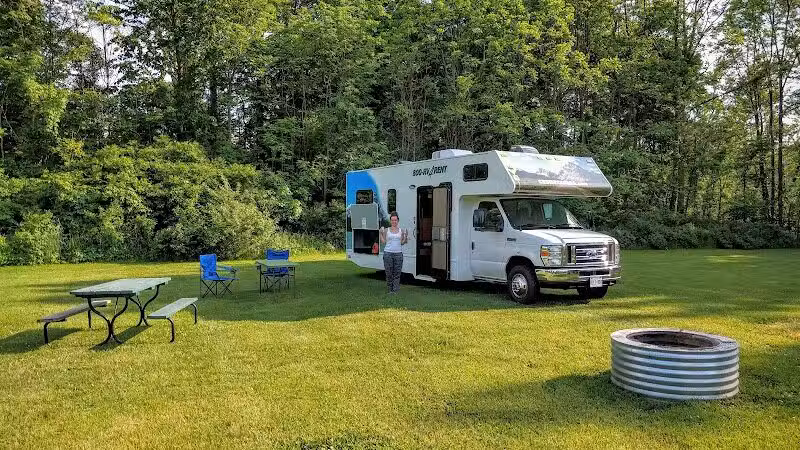 Shady Brook Park - Bloomingdale,