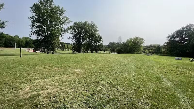 Shady Brook Park - Bloomingdale,