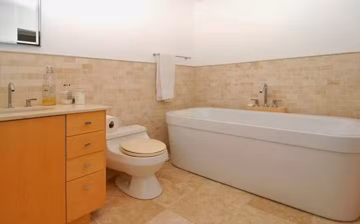 Birds of a Feather Lodge - Bridgman,