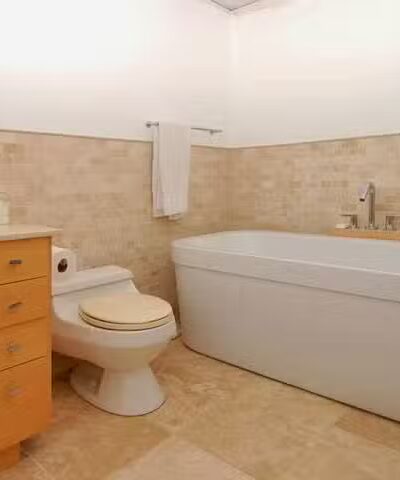 Birds of a Feather Lodge - Bridgman,