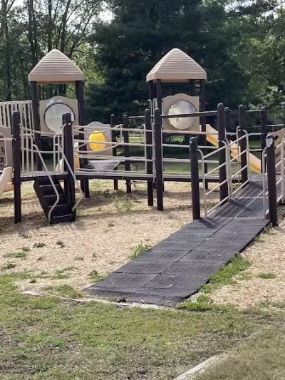 Toth Street Park - Bridgman,