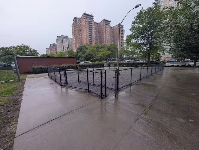 Shorecest Towers Dog Park - Brooklyn, NY