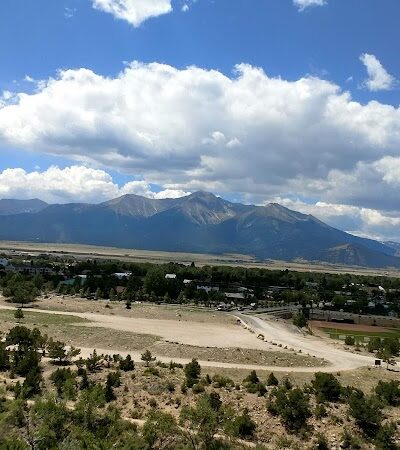 Riverpark Dog Park - Buena Vista, CO