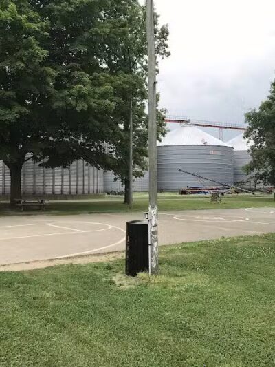 Railroad Park - Burr Oak,