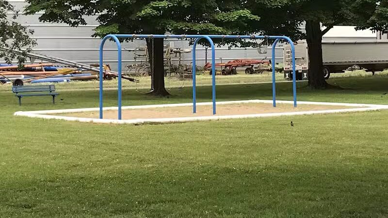 Railroad Park - Burr Oak,