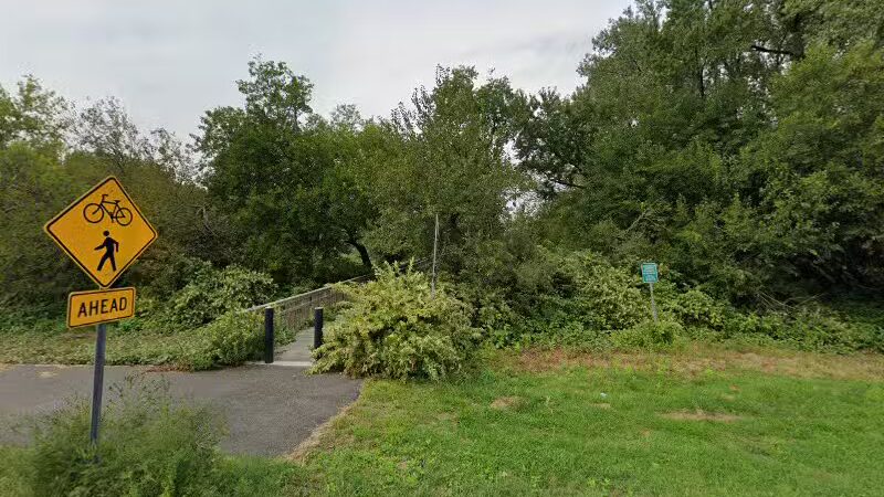 Von Nieda Park/ Baldwin's Run Stream - Camden, NJ