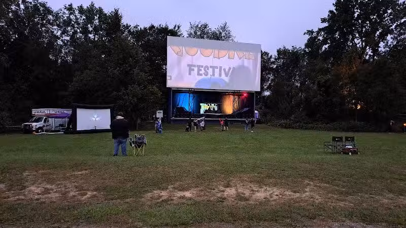 Hi-Way Drive-In - Carsonville, MI