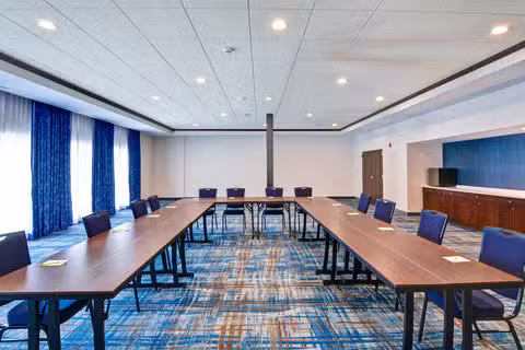 Courtyard by Marriott Long Island Islip/Courthouse Complex - Central Islip, NY