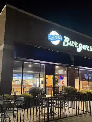 Out of the Park Burgers - Central Islip, NY