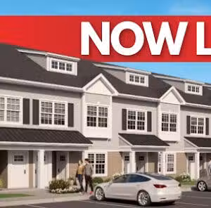 The Villas on Eastview - Central Islip, NY