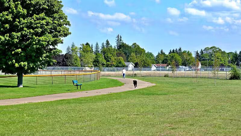 Charlevoix Dog Park - Charlevoix, MI