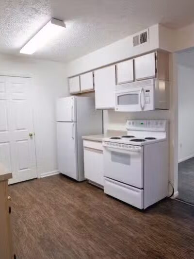 Legacy Parke Apartments - Charlotte,