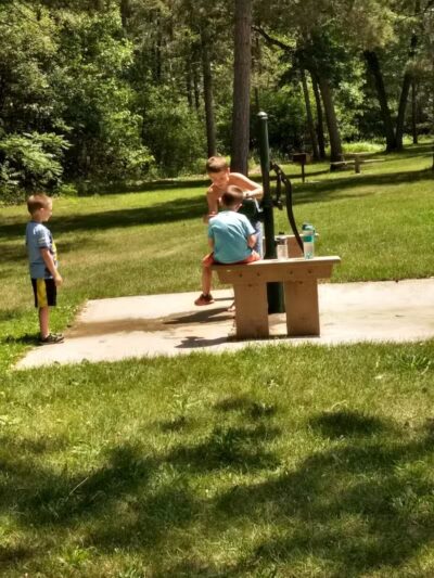 Chase Roadside Park - Chase,