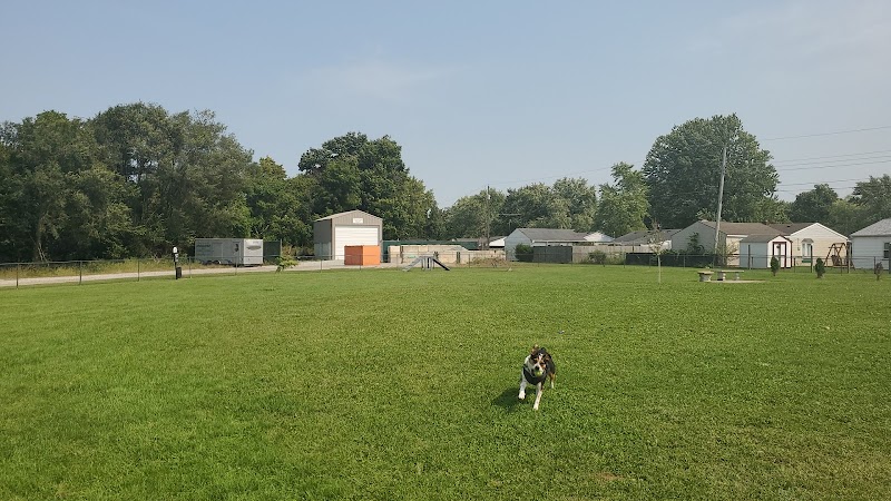 Chesterfield dog park - Chesterfield, IN