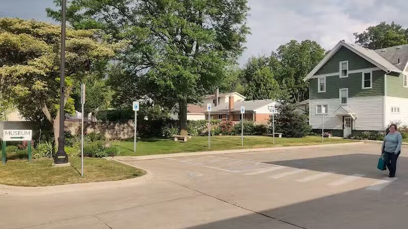 Memorial Park - Clawson,