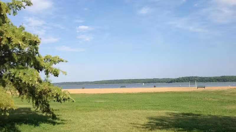 Tate Park - Clinton,