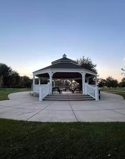 Tate Park - Clinton,