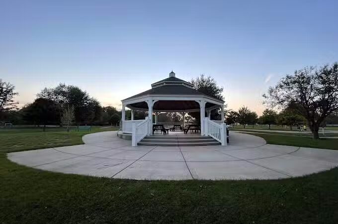 Tate Park - Clinton,