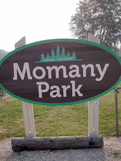 Momany Park Family Park - Coloma,