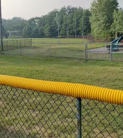 Momany Park Family Park - Coloma,