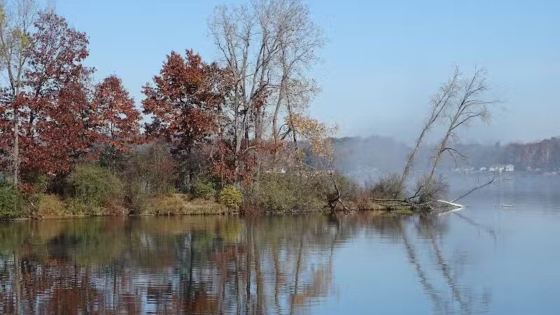 Fishing Parking - Columbiaville, MI