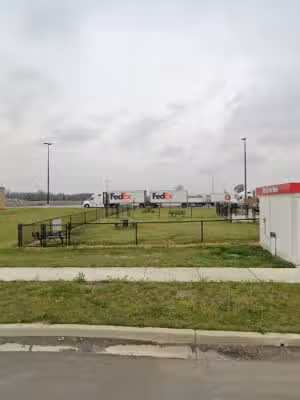 Dog Park at Love's Travel Stops - Cordele, GA