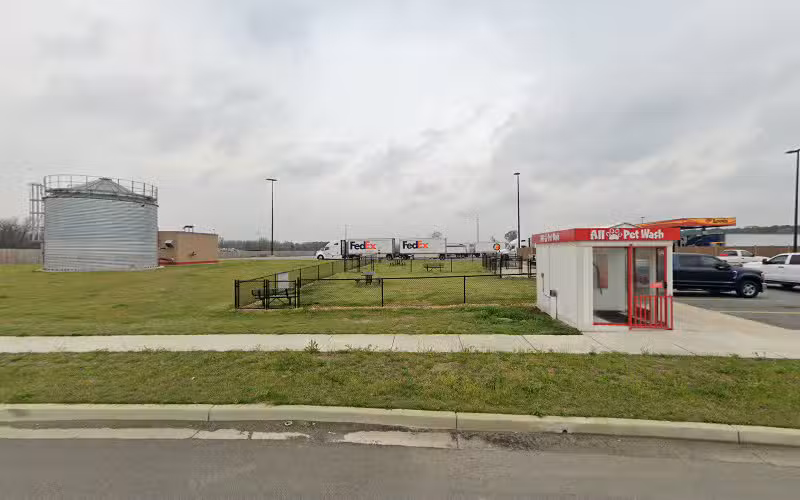 Dog Park at Love's Travel Stops - Cordele, GA