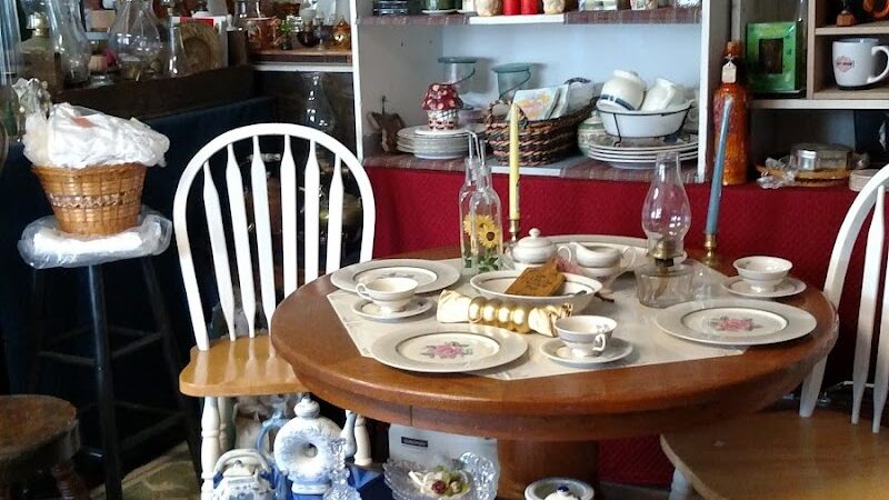 New Egypt Flea Market Village - Cream Ridge, NJ