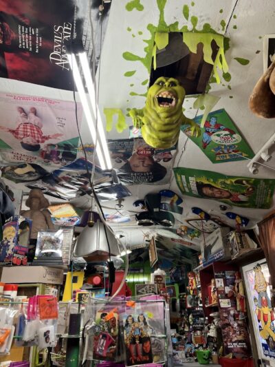 New Egypt Flea Market Village - Cream Ridge, NJ