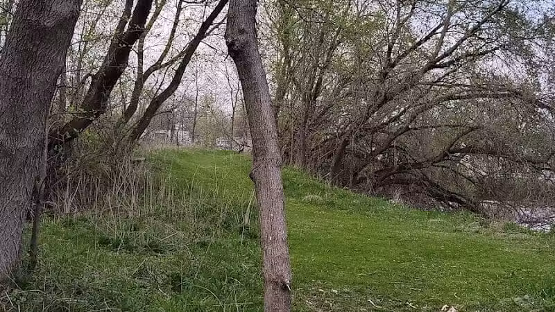 Duck Pond Walking Trail - Croswell, MI