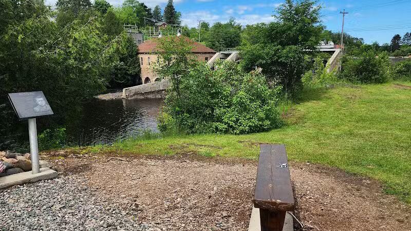 Crystal Falls Veteran's Park - Crystal Falls,