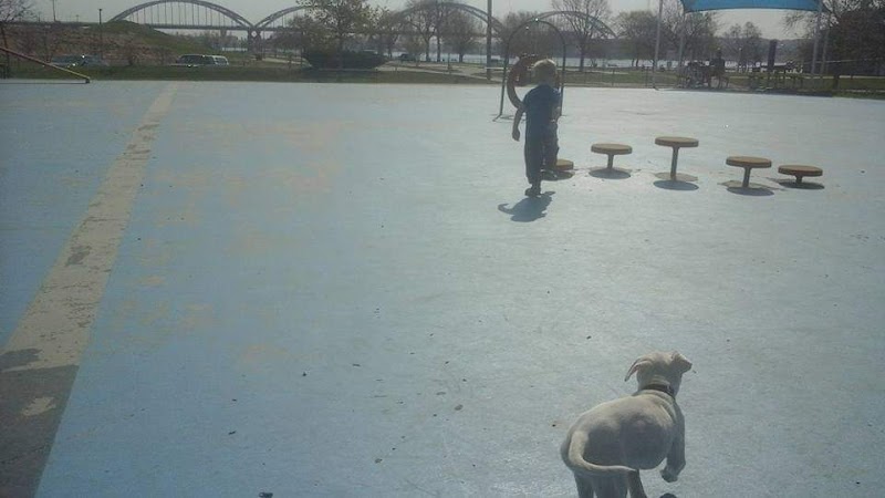 Centennial Dog Park - Davenport, IA