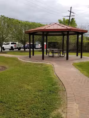 City Hall Pocket Park - Dayton, TX