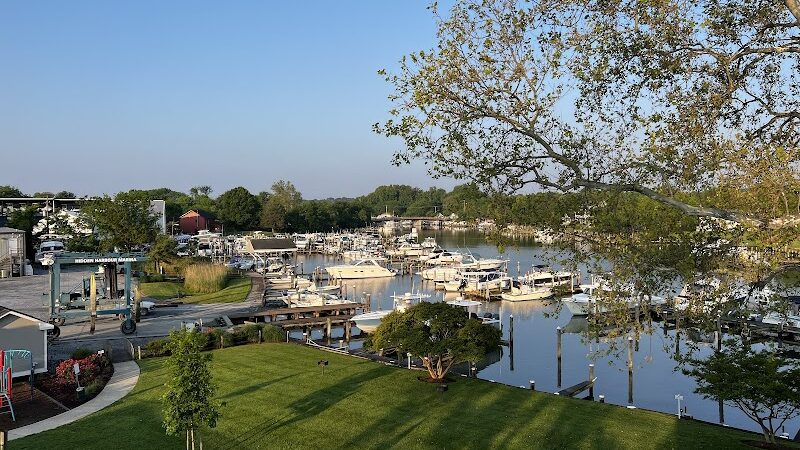 Anchored Inn at Hidden Harbor - Deale, MD