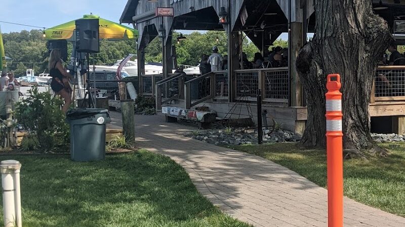 Anchored Inn at Hidden Harbor - Deale, MD