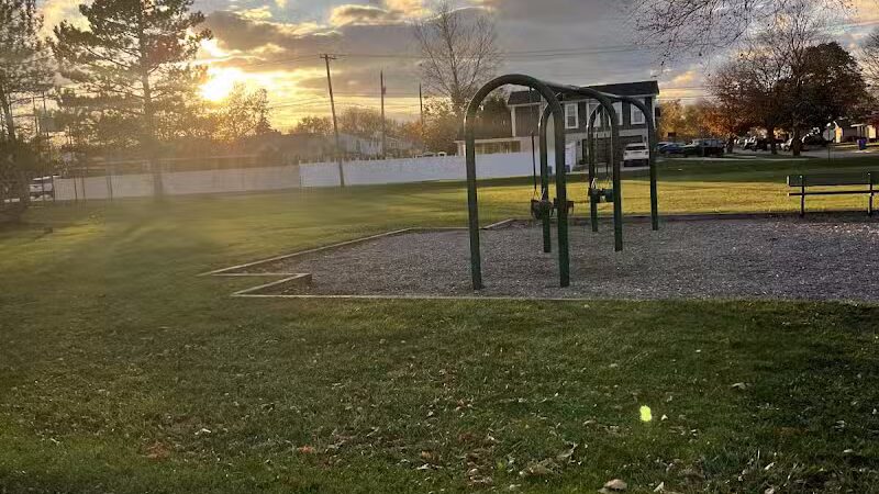 Central Park - Dearborn Heights,