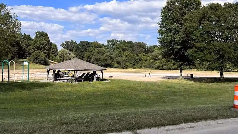 Parkland Recreation Area - Dearborn Heights,
