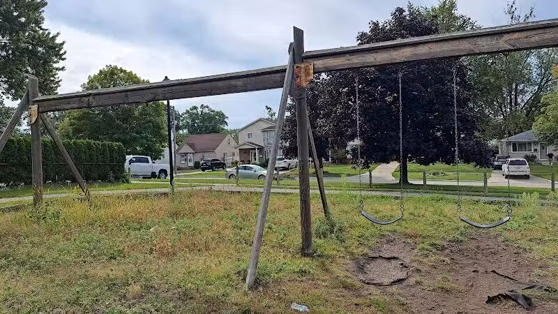 Van Houten Park - Dearborn Heights,