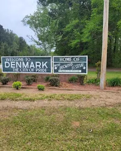 Roadside Park - Denmark, SC