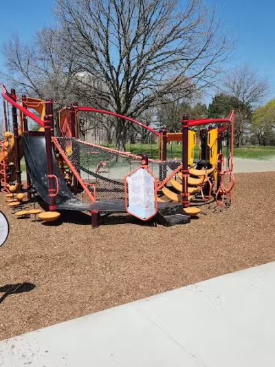 Elmwood Central Park - Detroit,