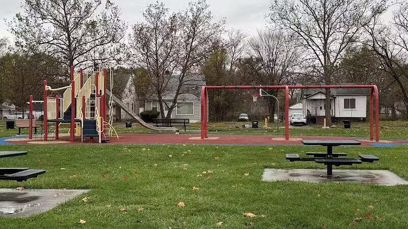 Mansfield-Diversey Park - Detroit,