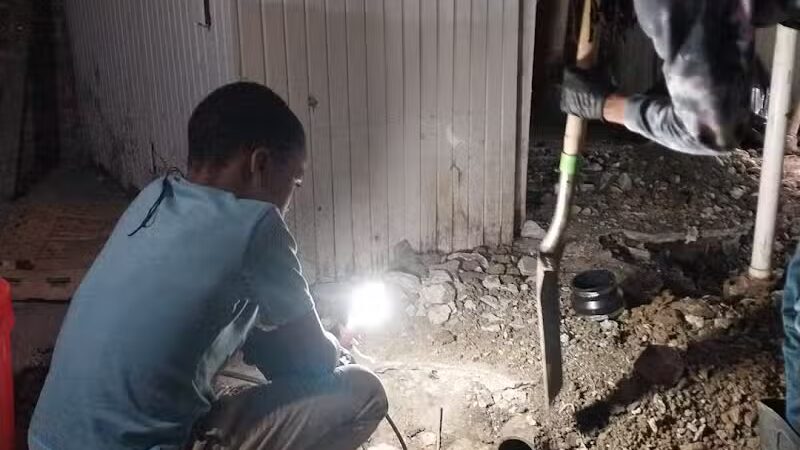 Mansfield-Diversey Park - Detroit,