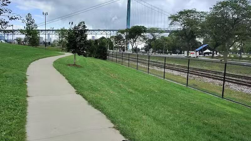 Riverside Dog Park - Detroit,