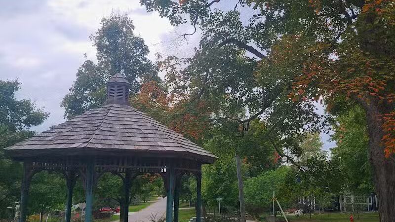 Lion's Park - Dexter,