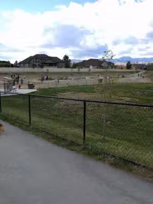 Draper Dayland Dog Park - Draper, UT