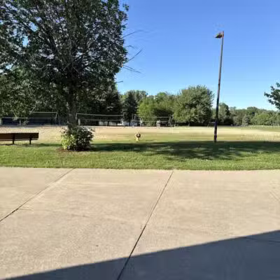Manhattan Park - East Grand Rapids,