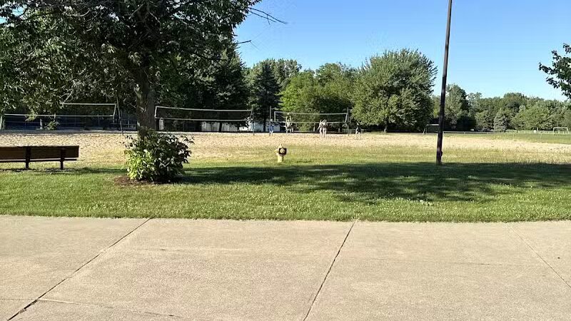 Manhattan Park - East Grand Rapids,